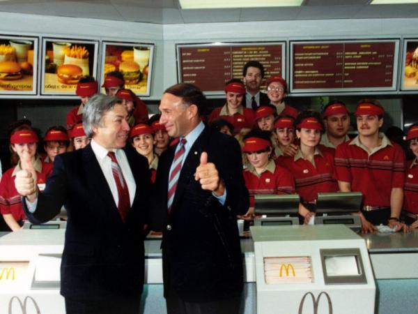 ussr-macdonald.jpg