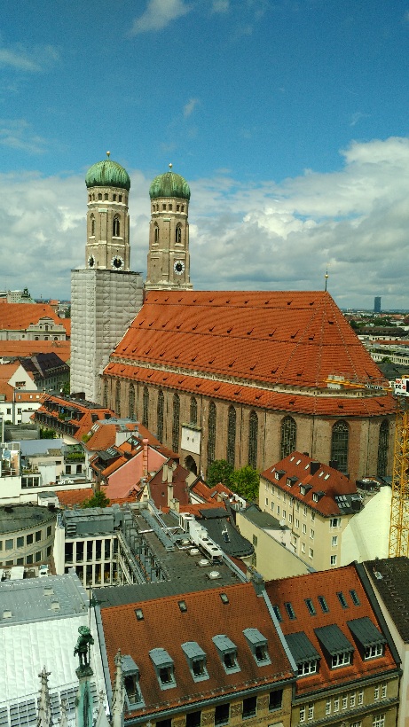 Munic_Frauenkirche_1.jpg