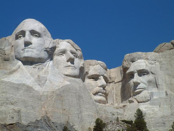 Mount_Rushmore_National_Memorial.jpg