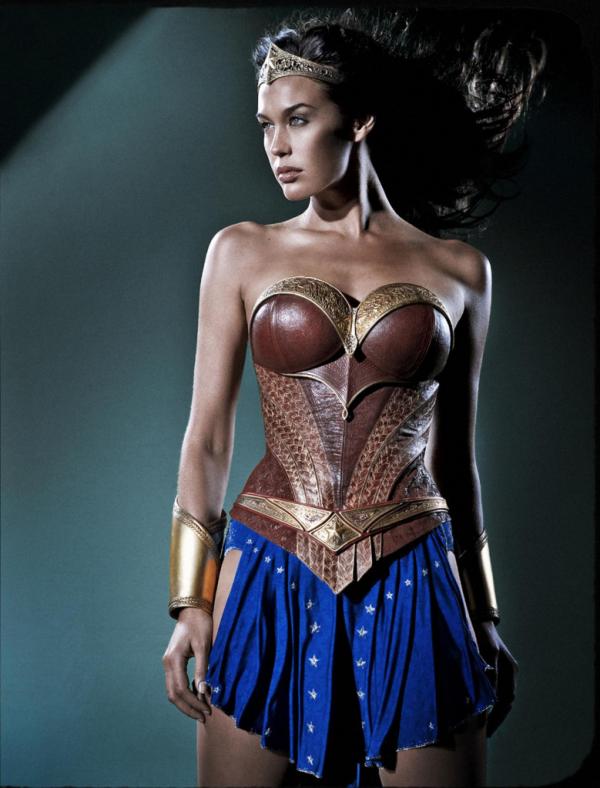 Megan-Gale-Wonder-Woman-2-779x1024.jpg