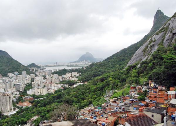 01-11-13_ Santa Marta Favela-110001.JPG