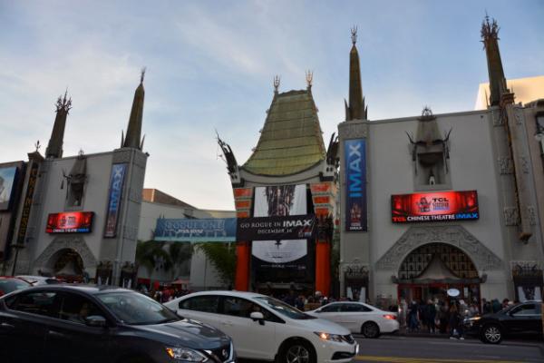 2016-12-25_Hollywood_Grauman's Chinese Theatre-40001.JPG
