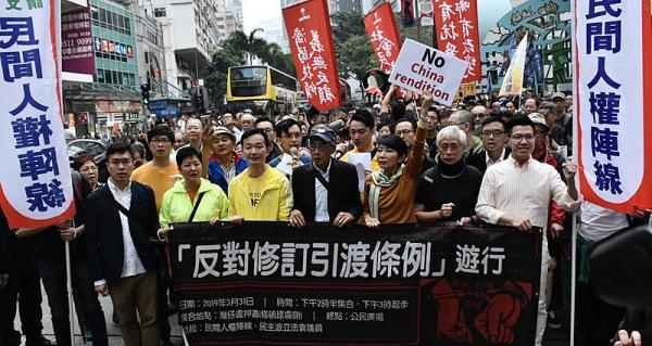 800px-香港民陣指12,000人參與_反修訂引渡條例遊行_02.jpg
