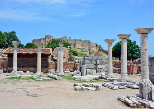 2015-06-18_Basilica of St John & Grand Fortress of Selçukon Ayasuluk Hill-20001.JPG