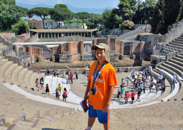 2015-06-14_Pompeii_Porta (Gate) di Nocera & Amphitheater-10001.JPG