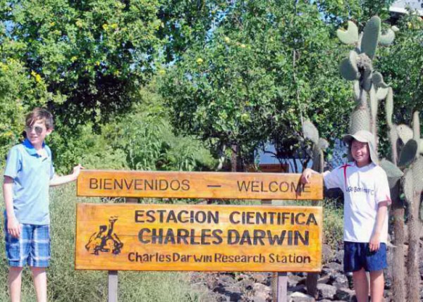 04-06-13_ Charles Darwin Research Station00010001.JPG