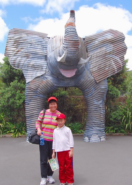 12-18-09_ Corrugated Iron Elephant @ Auckland Zoo0001.JPG