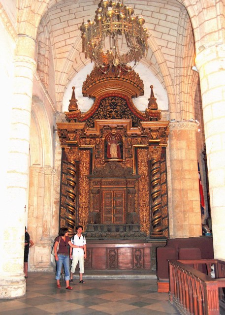 02-02-08_ Santo Domingo-Cathedral of Santa Maria of the Incarnation-20001.JPG
