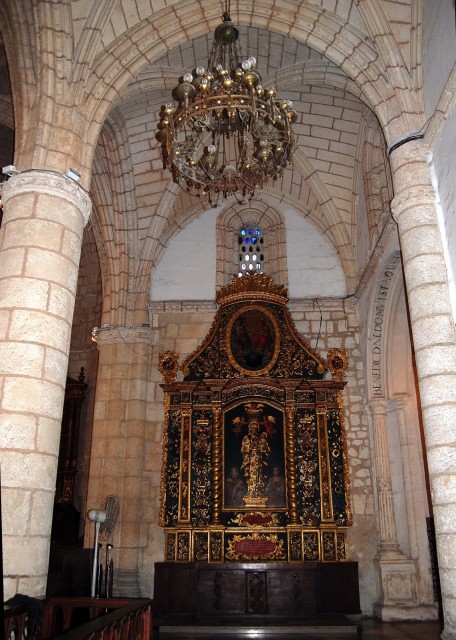 02-02-08_ Santo Domingo-Cathedral of Santa Maria of the Incarnation-140001.JPG
