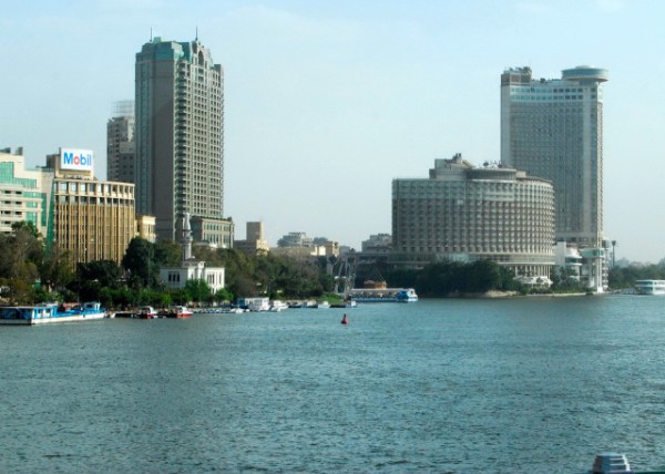 04-11-11_ Nile River_ Cairo-10001.JPG