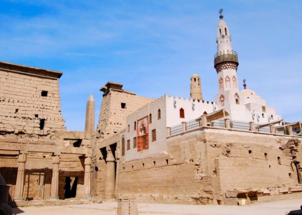 04-09-11_ Abu al-Haggag Mosque in Luxor Temple_ Luxor-30001.JPG