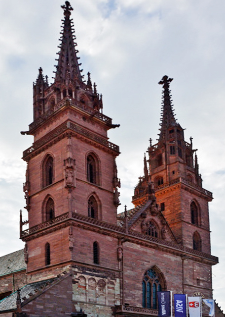 1744068044682201.jpg 2017-08-23_Church_Basel Minster_Georgsturm & Martinsturm 圣乔治塔与圣马丁塔-10001.JPG