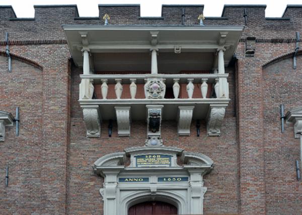 1744172876437525.jpg 2017-08-15_Façade of City Hall-2001.jpg