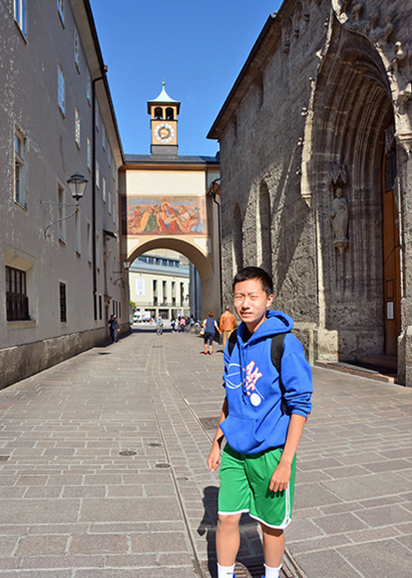 1746647398620307.jpg 2017-07-04_St Peter's Abbey_Gateway0001.jpg