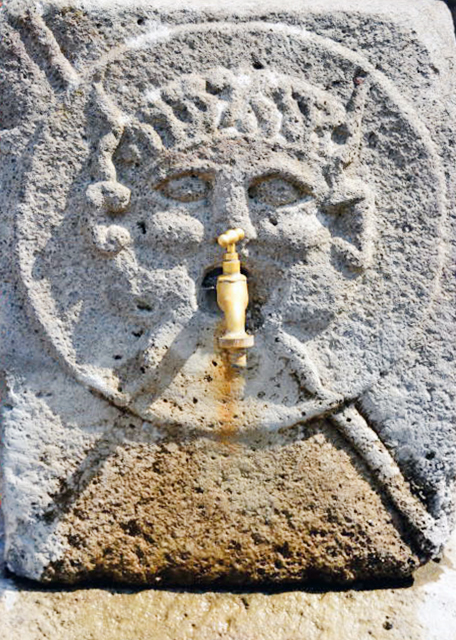 1751120927667298.jpg 2015-06-14_Pompeii_Running Water in about 20 BC 公元前20年左右开始使用自来水0001.JPG