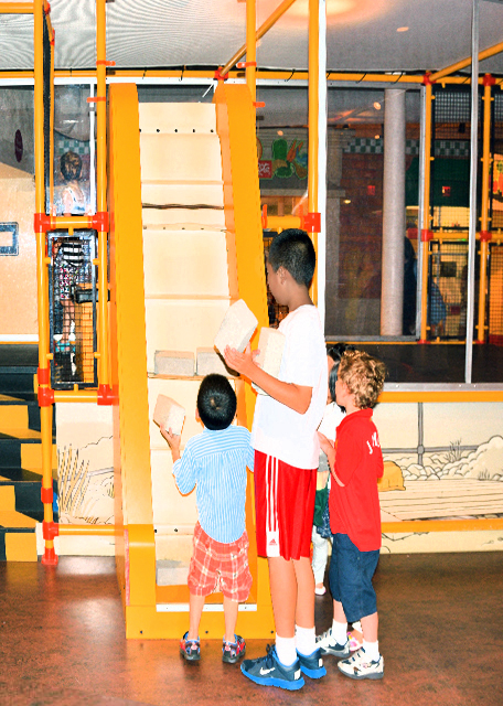 1762615756147265.jpg 2013-07-14_Busy Build 繁忙构建0001.JPG