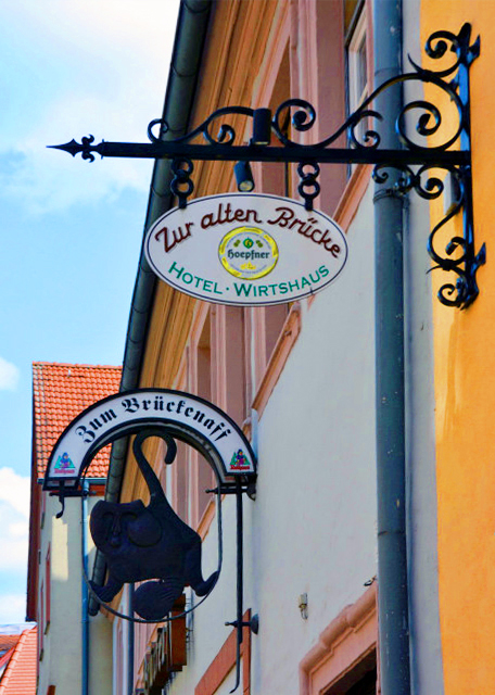 1774191306688338.jpg 2017-08-20_Plaque_Zur alten Brücke 老桥旅店0001.JPG