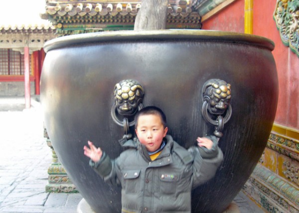 2008-02-11_Big Bronze Water Bowl w Lion Heads (Touched for Good Luck).JPG
