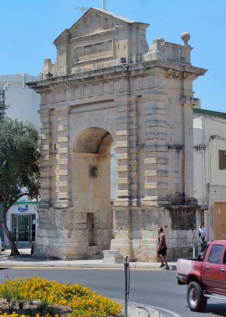 2015-07-01_Maltese Architecture-10001.JPG