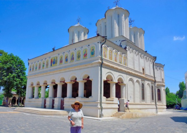 2015-06-24_Romanian Patriarchal Cathedral-20001.JPG