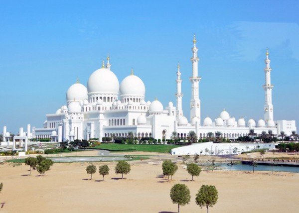 2013-12-07_Sheikh Zayed Grand Mosque-500001.JPG