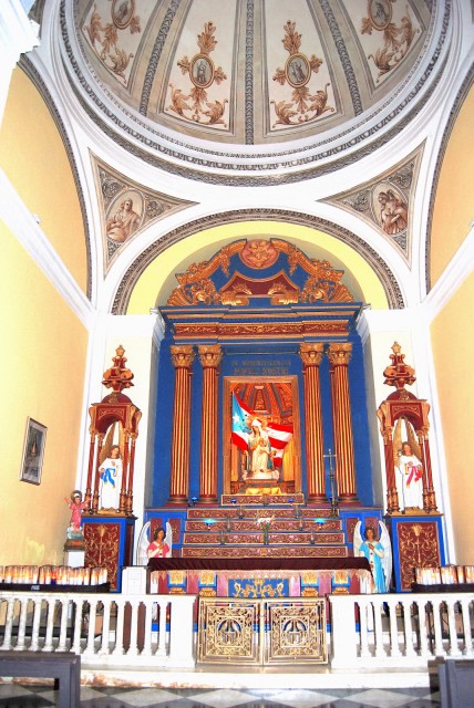 02-05-08_ San Juan Cathedral-60001.JPG