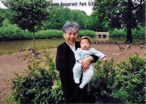 2003-6-08_ Grandma-Aiden0001.JPG