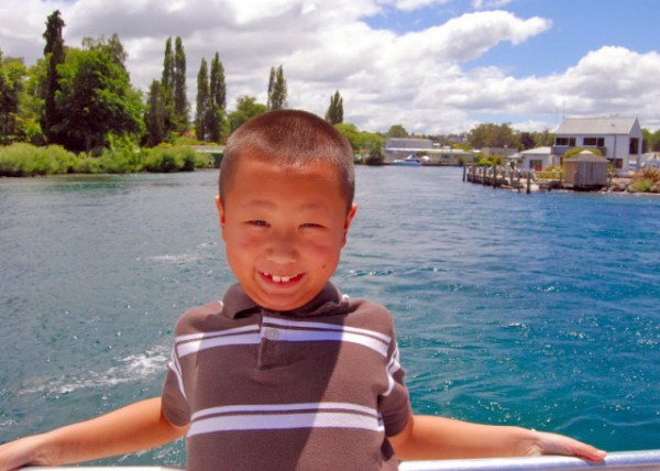 12-20-09_ Cruise @ Lake Taupo0001.JPG