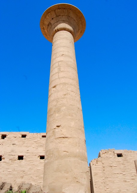 04-09-11_ Entrance of the Hipostyle Hall @ Karnak Temple_ Luxor-10001.JPG