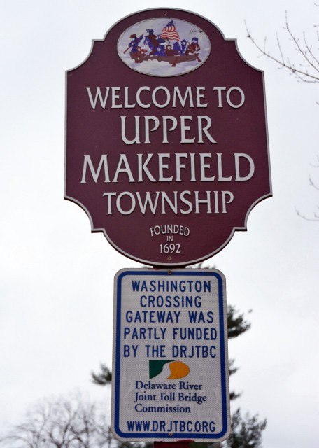 2021-11-21_Postsign of Upper Makefield Twp0001.JPG