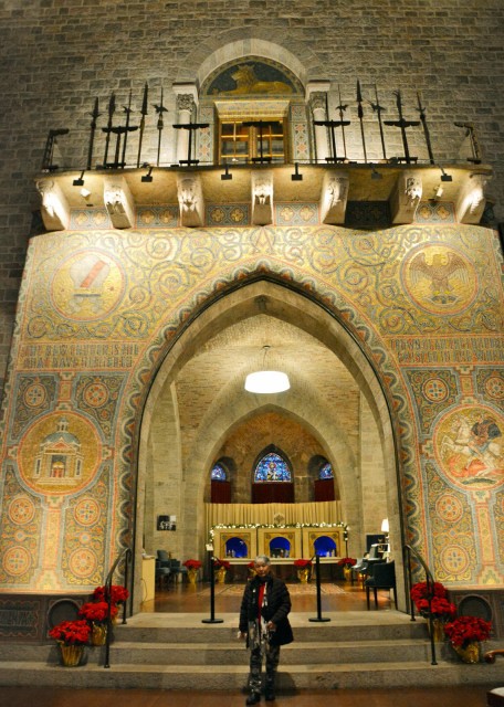 2021-12-15_Great Hall Archway Decorated w a Mosaic Version of the Academy of the New Church Seal-10001.JPG