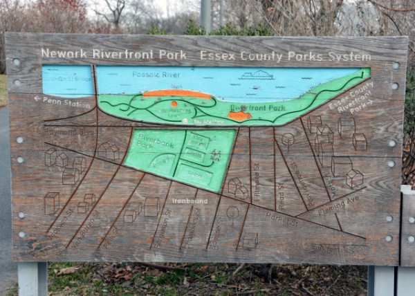 2022-01-23_Plaque of Newark Riverfront Park0001.JPG