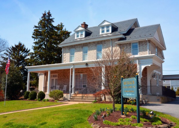 2022-04-02_Leonard Peckitt Residence (1900)-Brubakers Funeral Home @ 234 Walnut St0001.JPG
