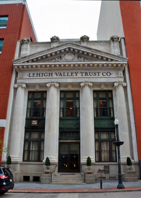 2022-04-13_Vault 634 (Lehigh Valley Trust Bldg 1886) w the Stained-Glass Ceiling_ Authentic Hess Crystal Chandeliers_ Signature Vault Bar_ Intimate Downstairs Speakeasy_ & Countless Luxuries0001.JPG