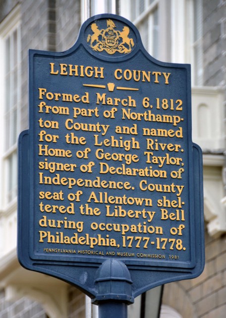 2022-04-13_Old Lehigh County Courthouse (1814-1819) w a Hipped Roof in Italianate & Beaux-Arts Style-30001.JPG