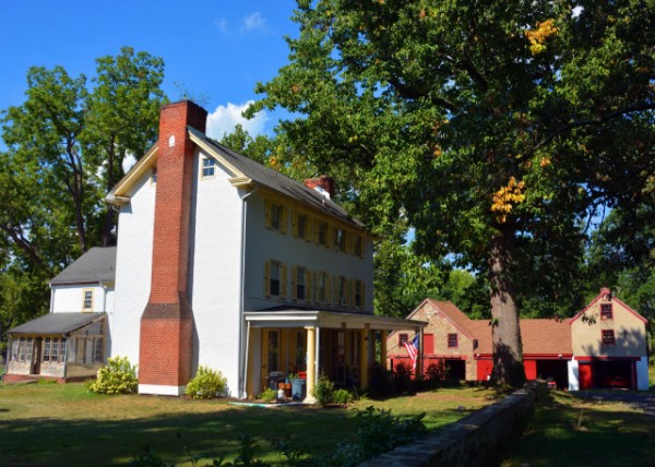 2022-08-20_Penrose Strawbridge House_Chimney (1810)0001.JPG