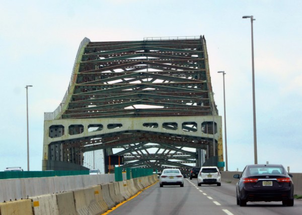 2022-08-28_Bayonne_Neward Bay Bridge_Arch Bridge Spanning the Kill Van Kull0001.JPG