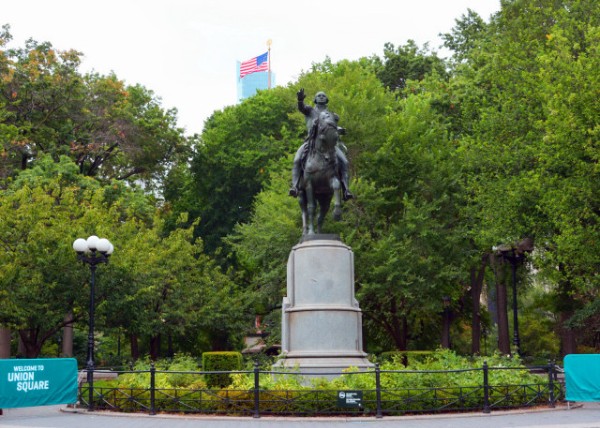 2022-08-28_Union Sq_Statue of George Washington (1856)-10001.JPG