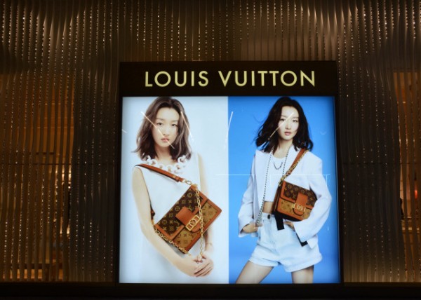 2022-08-28_Louis Vuitton Captured Sophistication & Strength by Dongyu Zhou0001.JPG