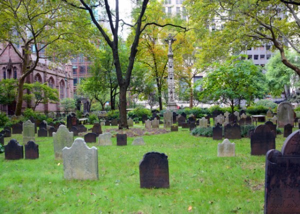 2022-09-25_Trinity Church Churchyard @ Broadway & Wall Street0001.JPG