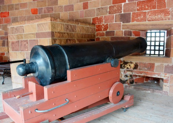 2022-09-25_Batter West of Castle Clinton National Monument_28 32- Pounder Cannons0001.JPG