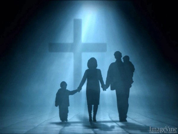 Family-at-the-Cross.jpg
