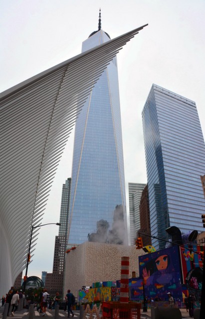 2022-09-25_WTC Oculus_Ribs along Fulton Street Art Wall0001.JPG