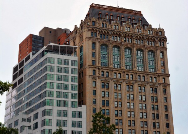 2022-09-25_Green Exchange Bldg (1931-2001) & West St Bldg w Dormer Windows in the Copper-Clad Roof in Gothic Revival (1907)0001 - Copy.JPG