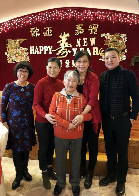 2019-02-06_Hongxia-Ping-Mom-Yang-Peter @ Golden City Chinese Restaurant0001.JPG