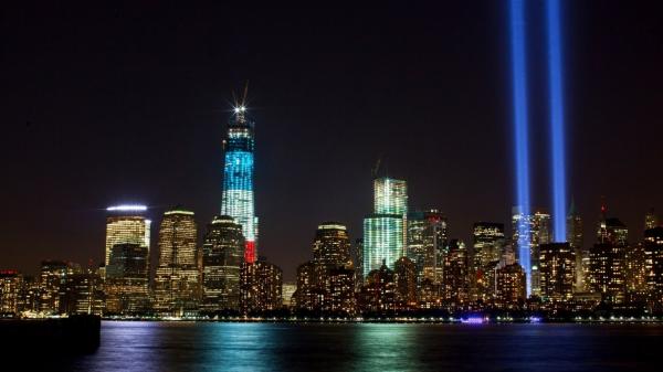 New_York_911_memorial_lights-Cities_HD_desktop_wallpaper_1366x768.jpg