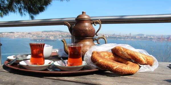 0x0-tea-everything-you-need-to-know-about-a-turkish-obsession-1481309530830.jpg