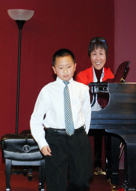 2012-03-03_Piano Recital on Stage-20001.JPG