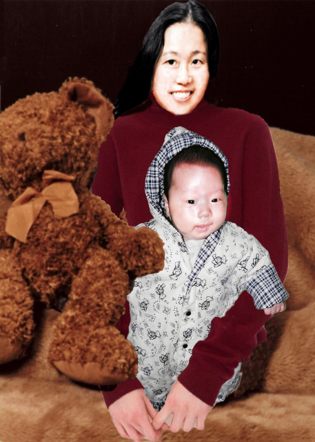2003-04-11_Aiden & Teddy Bear0001.JPG