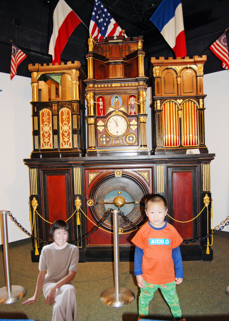 2007-04-22_Monumental Engel Clock @ National Watch & Clock Museum0001.JPG